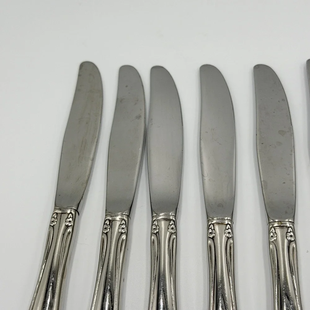 Oneidacraft Deluxe Chateau Dinner Knives Set of 8 Stainless Steel Flatware 8.5